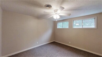 2620 Marguerite St, Bay City, TX 77414 - photo 5