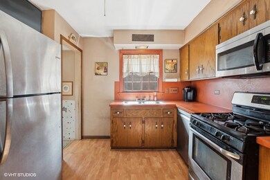 17701 Bernadine St, Lansing, IL 60438 - photo 4