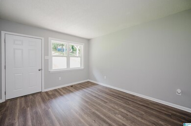 1825 5th Way NW, Center Point, AL 35215 - photo 5