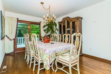 010-Dining_Room-4438643-large
