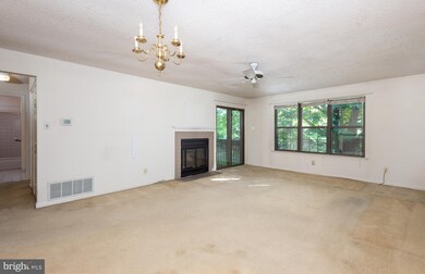 54 Rittenhouse Ct unit 206, Chesterbrook, PA 19087 - photo 3