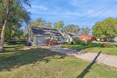 4120 57th St, Des Moines, IA 50310 - photo 2