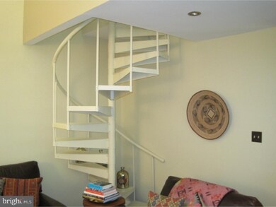 181 Tavistock unit C0181, Cherry Hill, NJ 08034 - photo 4