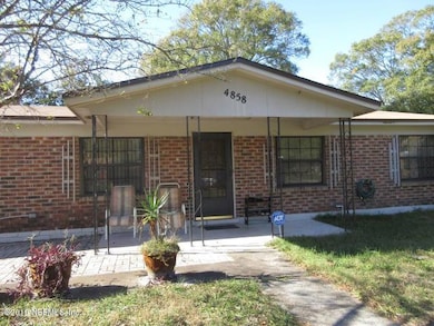 4858 Strato Rd W, Jacksonville, FL 32210 - photo 4