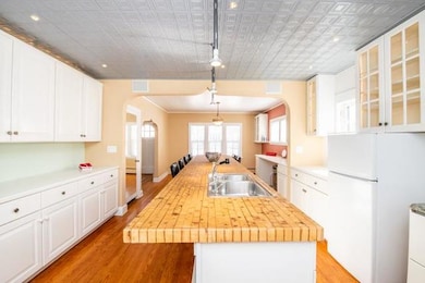 1532 Henry Place, Waukegan, IL 60085 - photo 3