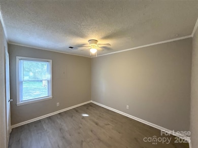 609 W Davidson Ave unit C, Gastonia, NC 28052 - photo 5