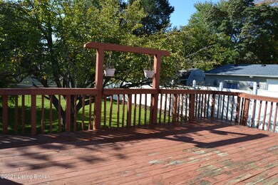 6814 Spourtland Dr, Louisville, KY 40228 - photo 6