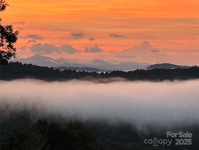 36 Northland Ct, Flat Rock, NC 28731 - photo 2