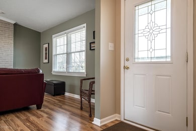 8622 Michael Ray Dr, Louisville, KY 40219 - photo 7