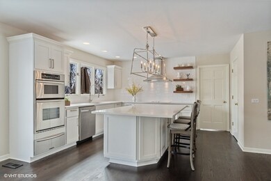 1136 Kinsie Ct unit 2, Naperville, IL 60540 - photo 2