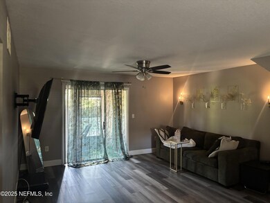 7f6f2060fa084688a405007cecf978ee