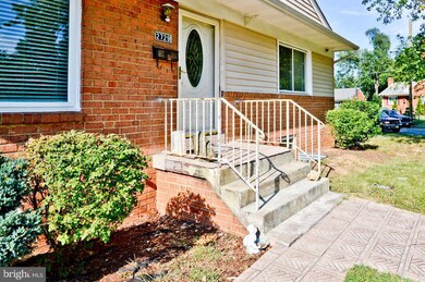 2729 Hawthorne Terrace, Hyattsville, MD 20785 - photo 2