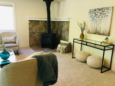 Living Room 4