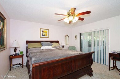 06_841EdwardsStNE_14_MasterBedroom_LowRe