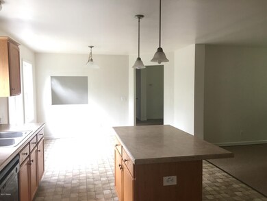 366 Ridge Ave, Hawley, PA 18428 - photo 5