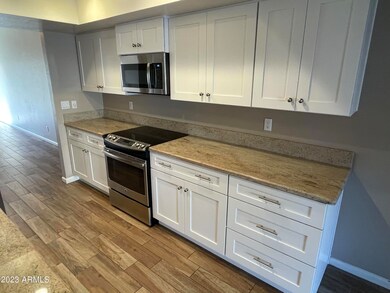 7718 S Kachina Dr, Tempe, AZ 85284 - photo 3