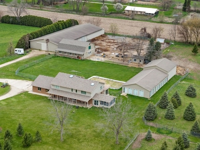 41W072 Bowes Rd, Elgin, IL 60124 - photo 2