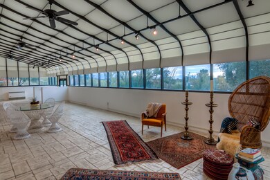 11 Arizona Room photo c
