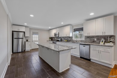 1504 Humes Ave NE, Huntsville, AL 35801 - photo 6