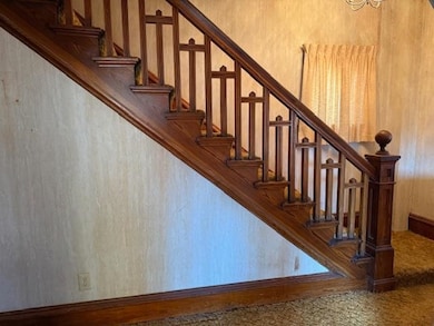 166 Hoyt St, Fond Du Lac, WI 54935 - photo 2