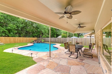 7422 Ashmole Ln, Houston, TX 77088 - photo 4