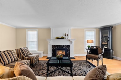 317 W 10th St, Aberdeen, WA 98520 - photo 6