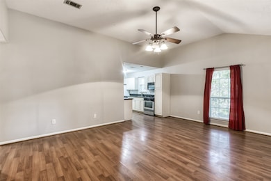 115 Delaware Dr, Montgomery, TX 77316 - photo 3