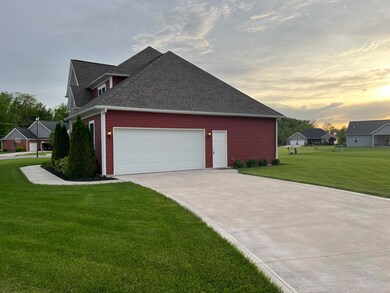 329 Miami Erie Cir, Saint Marys, OH 45885 - photo 3