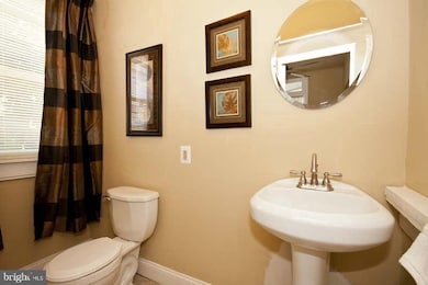 614 N Augusta Ave, Baltimore, MD 21229 - photo 7