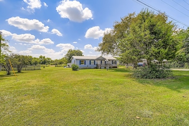 9012 County Road 513, Alvarado, TX 76009 - photo 3