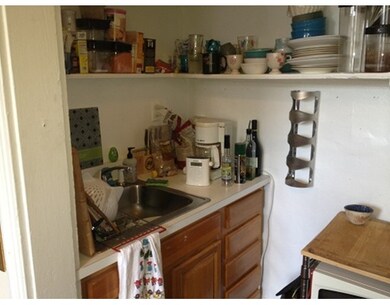 922 Massachusetts Ave unit 22, Cambridge, MA 02139 - photo 3