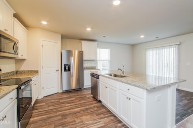 021-photo-kitchen-12362647