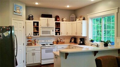 4939 Noreston St, Shawnee, KS 66226 - photo 5