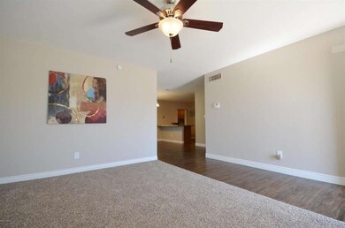 3432 W KRALL ST 004