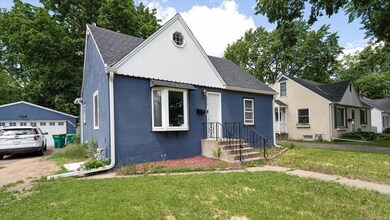 03-5415 Dupont Ave - Exteriors-3.jpg