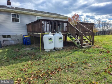 910 E Butter Rd, York, PA 17406 - photo 7