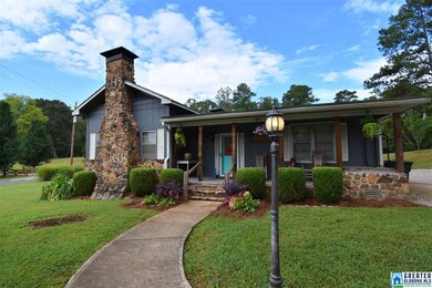 Beautiful Blount County home with Hayden Schools. 