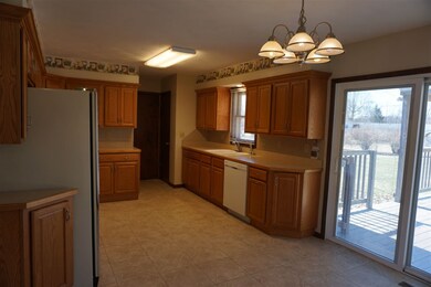 57317 Clydesdale Dr, Goshen, IN 46528 - photo 5