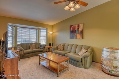 02-Living Room