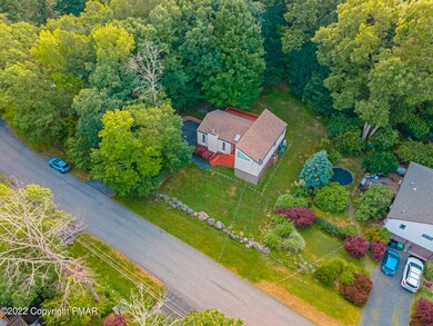 110 Sundew Dr, East Stroudsburg, PA 18301 - photo 2