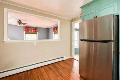 37 Lowell St, Rochester, NH 03867 - photo 5