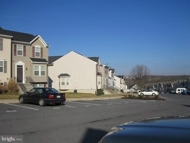 50 Litchfield Ln E, Martinsburg, WV 25405 - photo 4