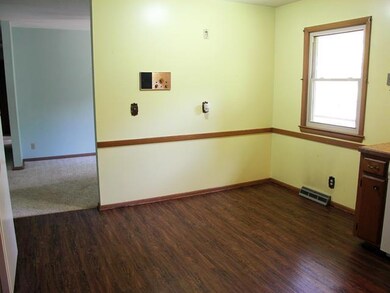 Eat In/Dining area in Kitchen; Opens to Dining Roo