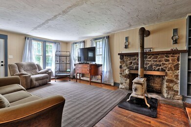 5983 Us Route 4, Mendon, VT 05701 - photo 5