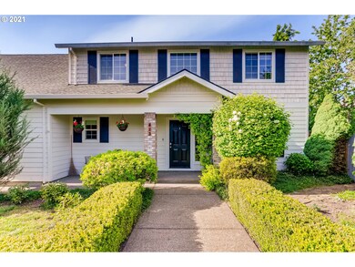 423 Hazelnut Dr, Newberg, OR 97132 - photo 4