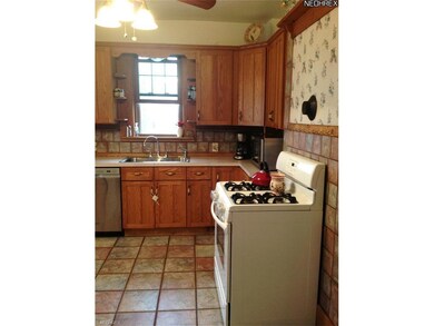 Lovely updated kitchen with ceramic tile and newer