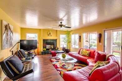 Family Room w/ Golf Course Views