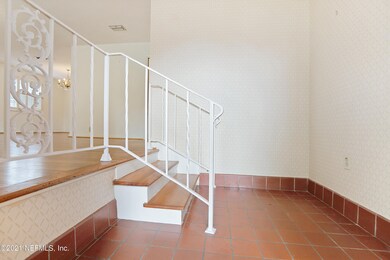 5713 Adair Cir, Jacksonville, FL 32210 - photo 4