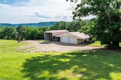 16208 Hazel Valley Rd, Fayetteville, AR 72701 - photo 4