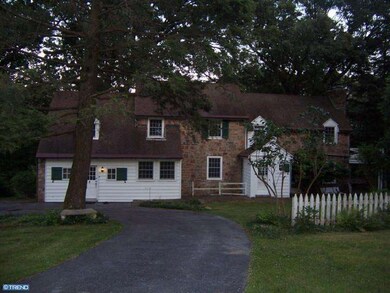 119 Spook Ln, Reading, PA 19606 - photo 4